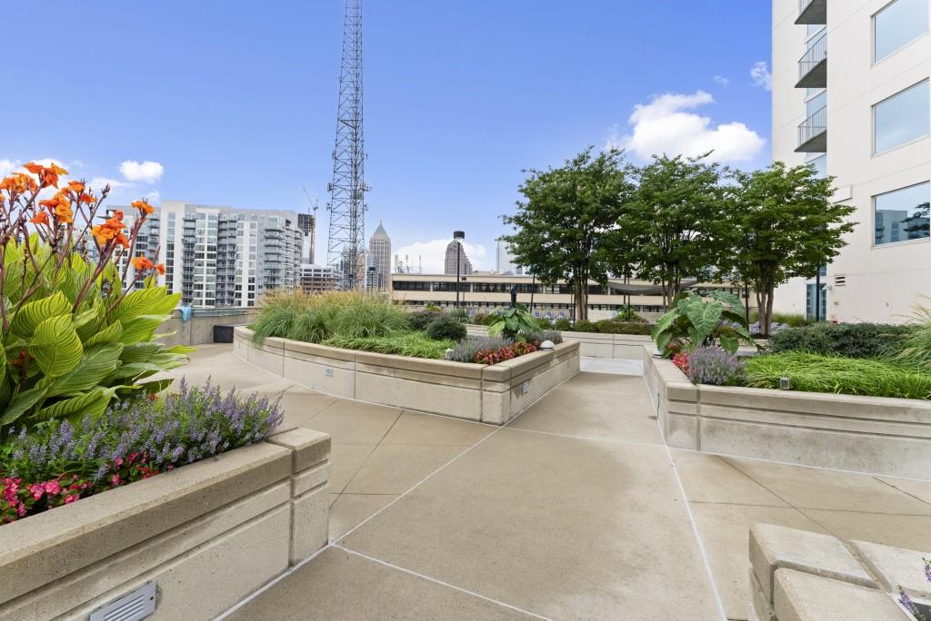 860 Peachtree Street NE Unit 712