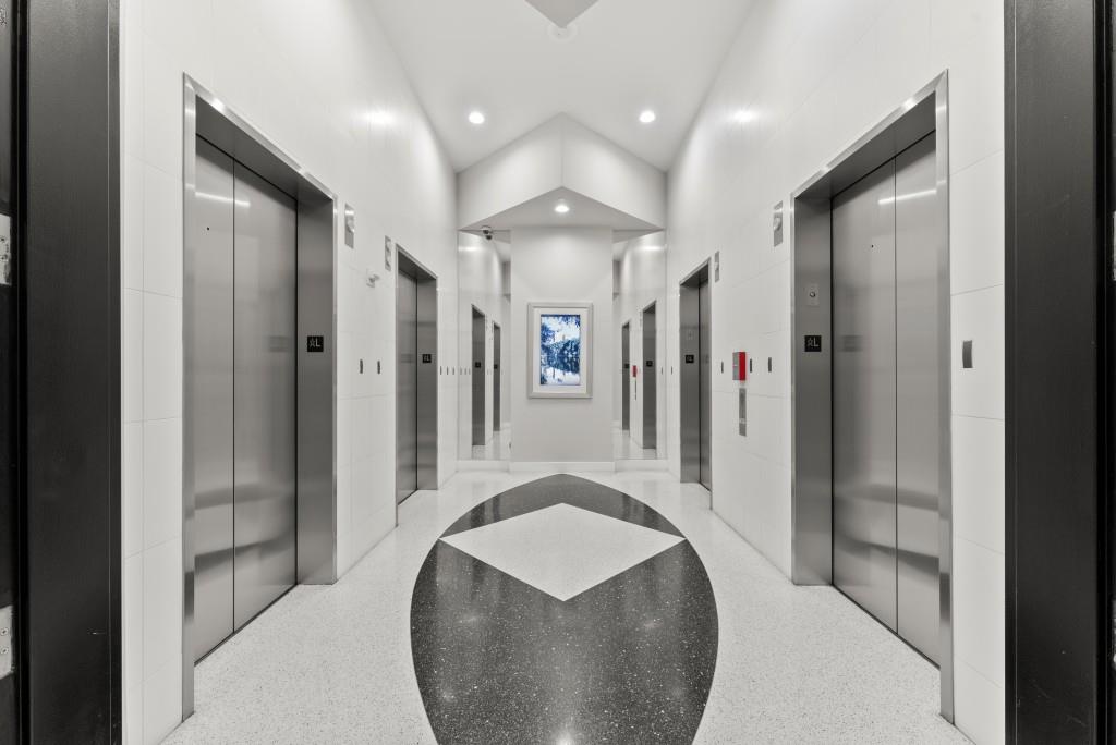 860 Peachtree Street NE Unit 712