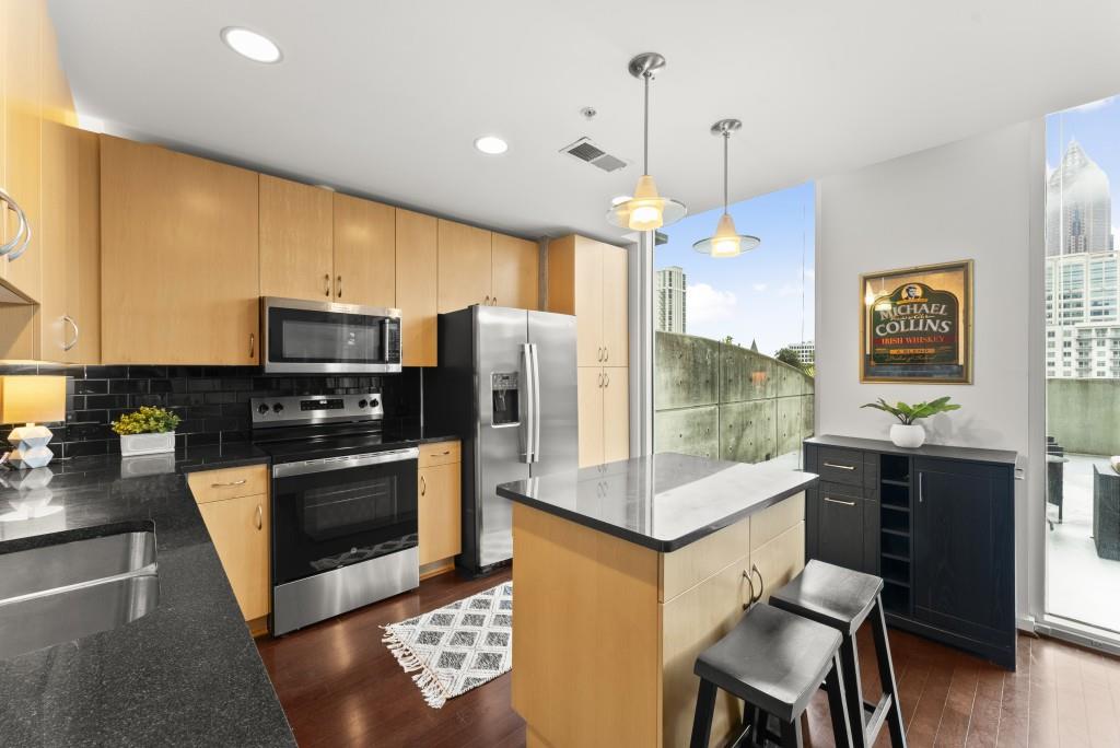 860 Peachtree Street NE Unit 712