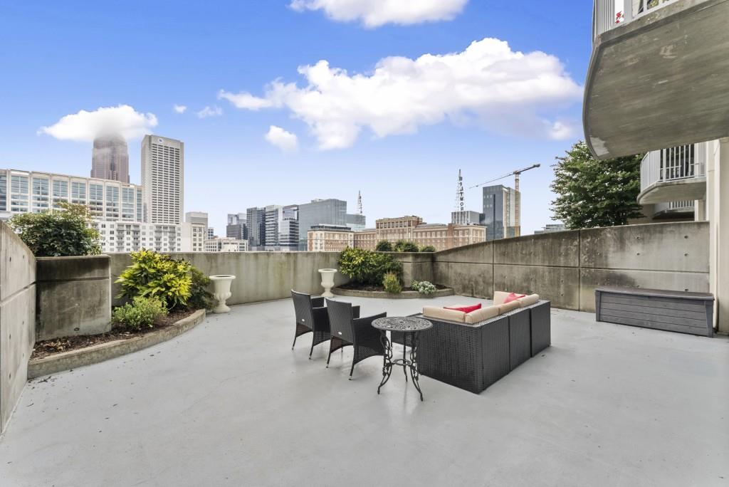 860 Peachtree Street NE Unit 712
