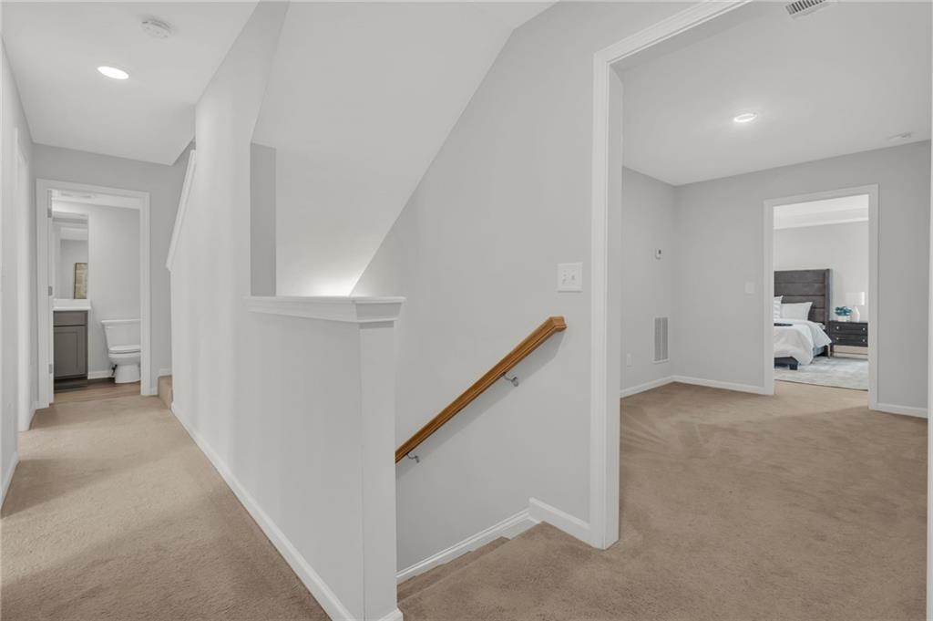 2117 Garden Place
