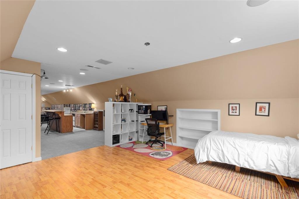 380 KENDRICK Avenue SE