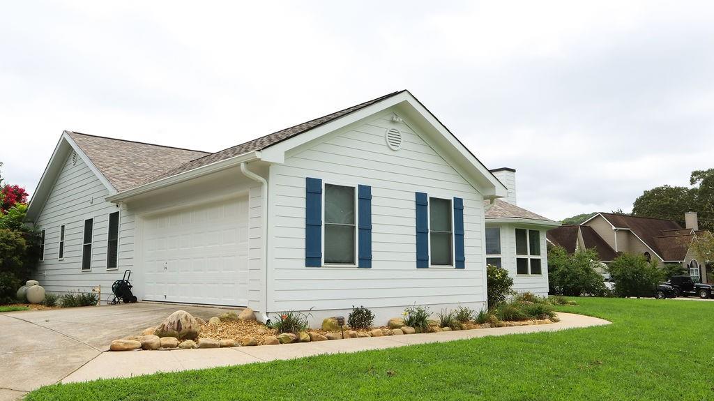 220 Foothills Drive