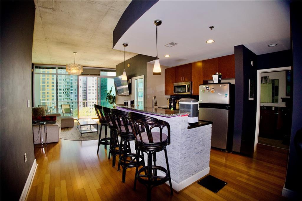 950 W Peachtree Street NW Unit 1102