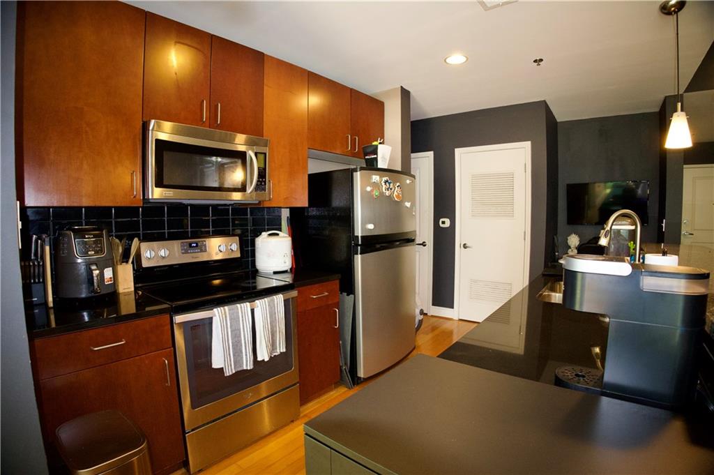 950 W Peachtree Street NW Unit 1102