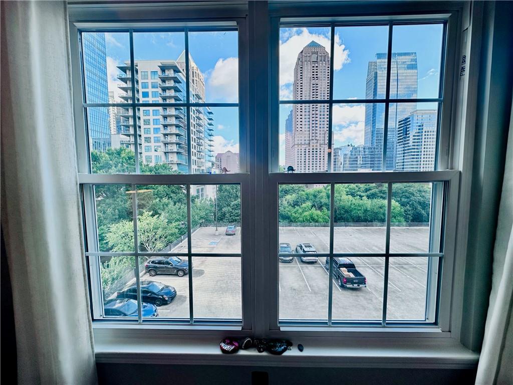 1075 Peachtree Walk NE Unit A415