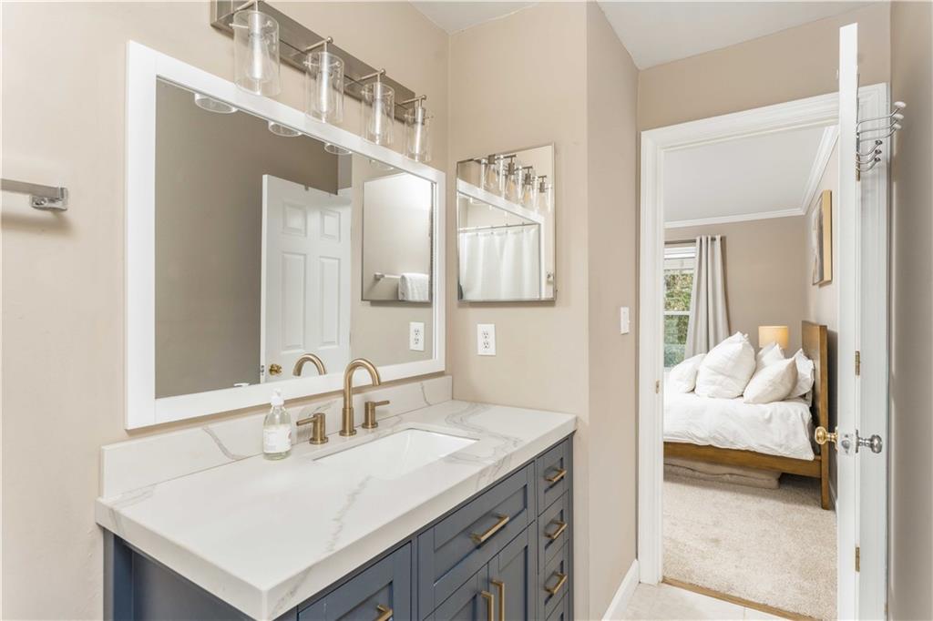 7500 Roswell Road NE Unit 94