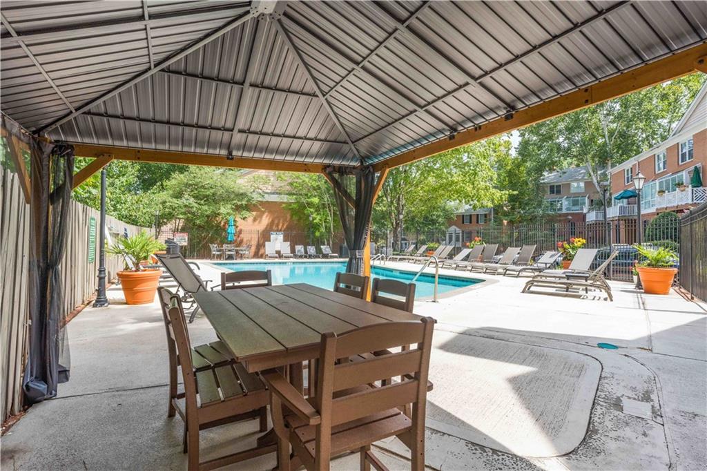 7500 Roswell Road NE Unit 94