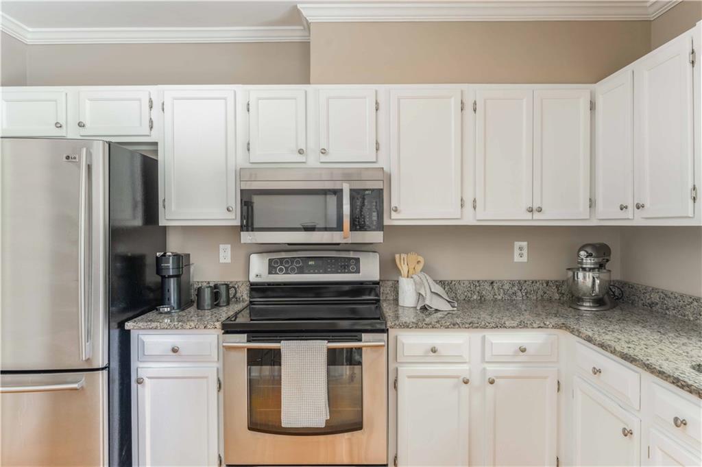 7500 Roswell Road NE Unit 94