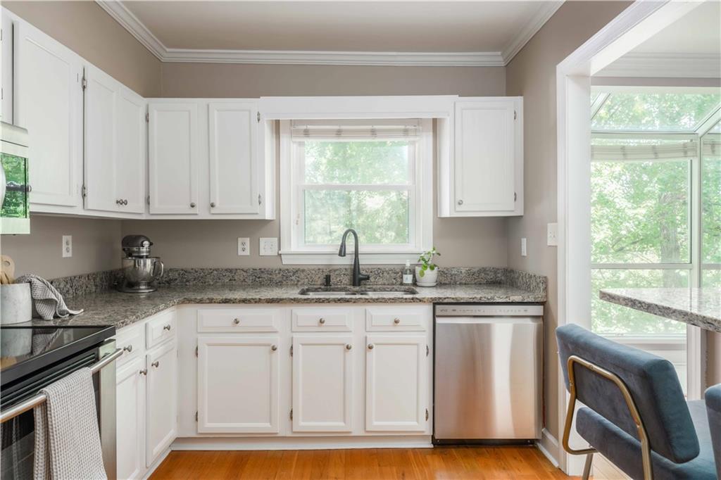 7500 Roswell Road NE Unit 94