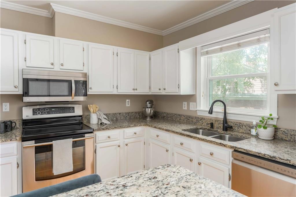 7500 Roswell Road NE Unit 94