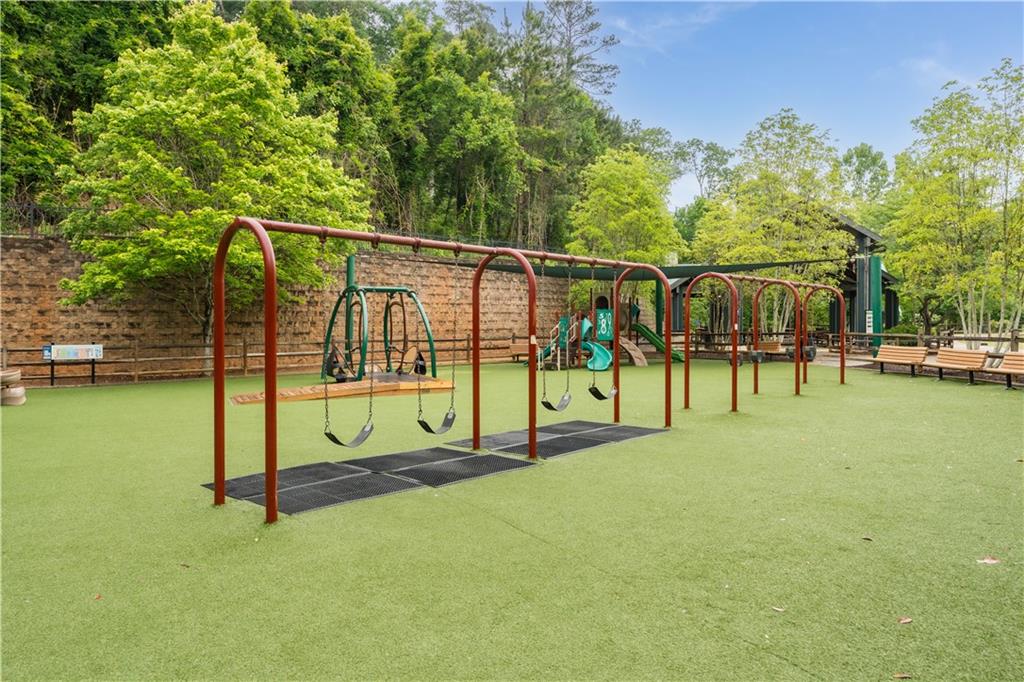 7500 Roswell Road NE Unit 94