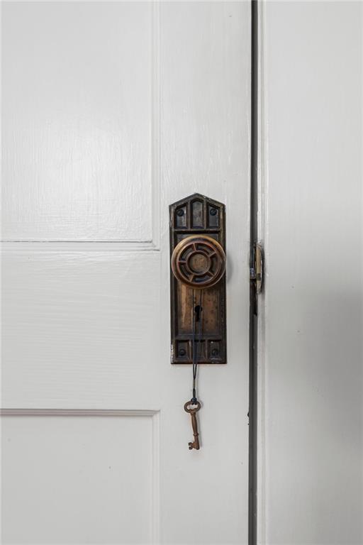 953 Blue Ridge Avenue NE