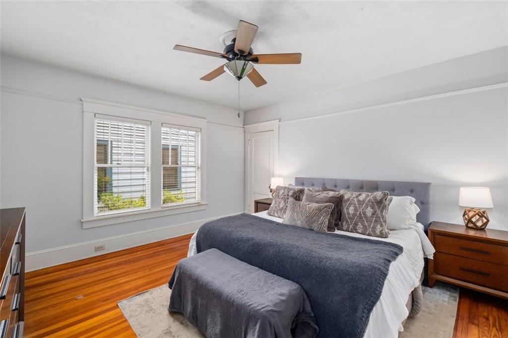 953 Blue Ridge Avenue NE