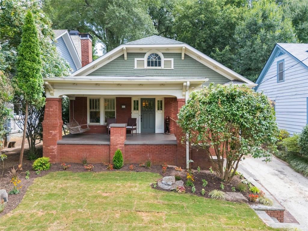 953 Blue Ridge Avenue NE