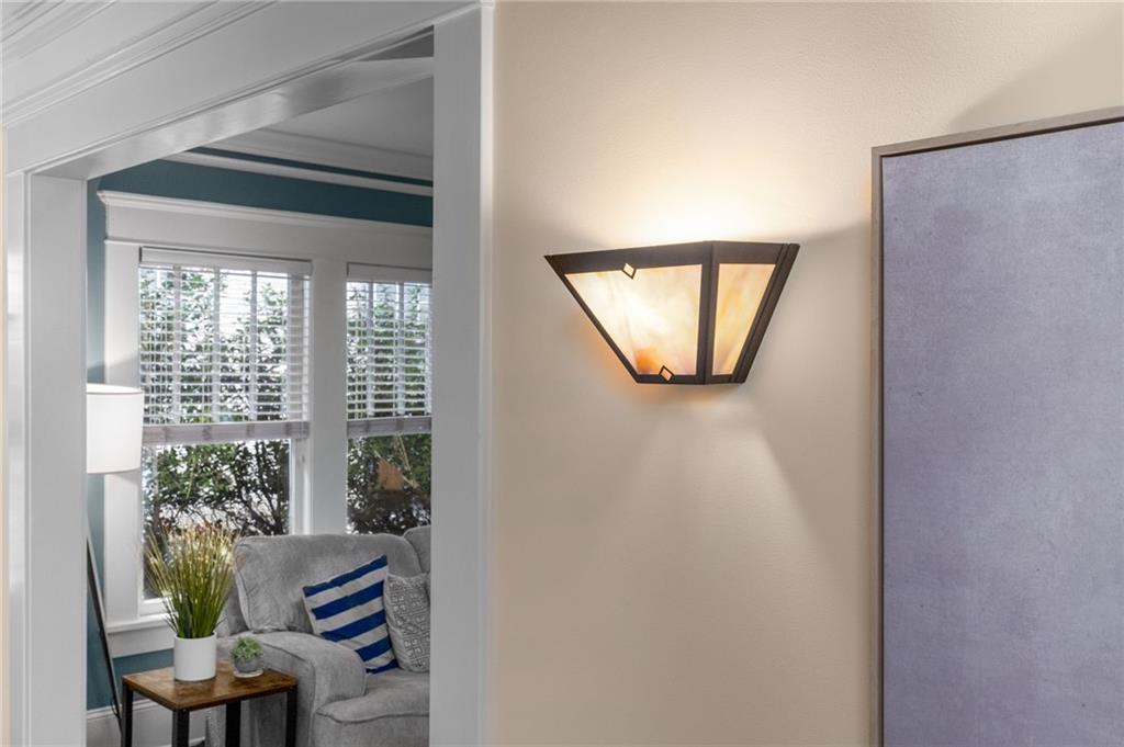 953 Blue Ridge Avenue NE