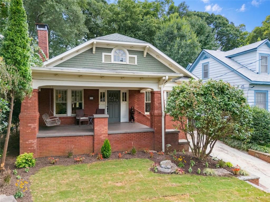 953 Blue Ridge Avenue NE