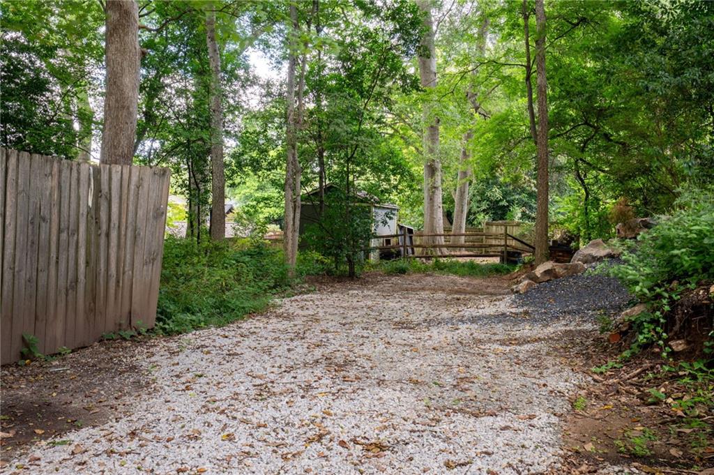 953 Blue Ridge Avenue NE