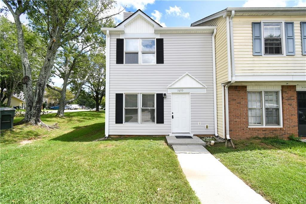 1693 Hunting Creek Drive SE