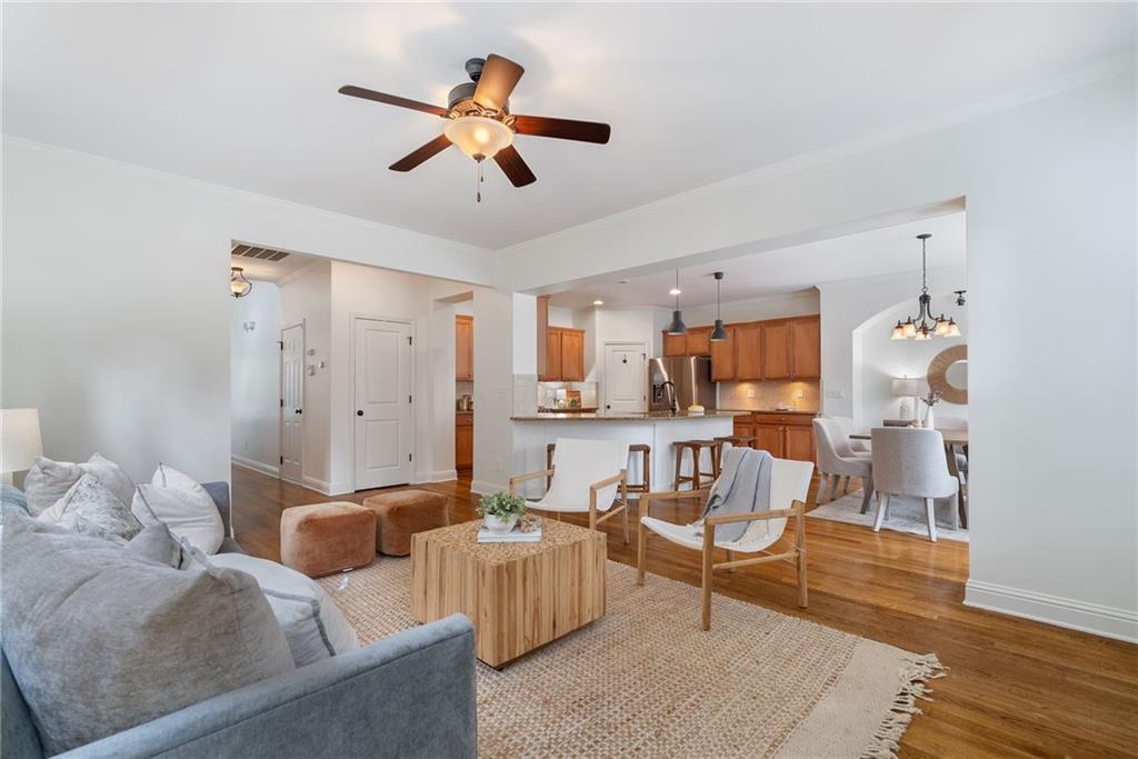 1925 Brantley Walk Lane NW