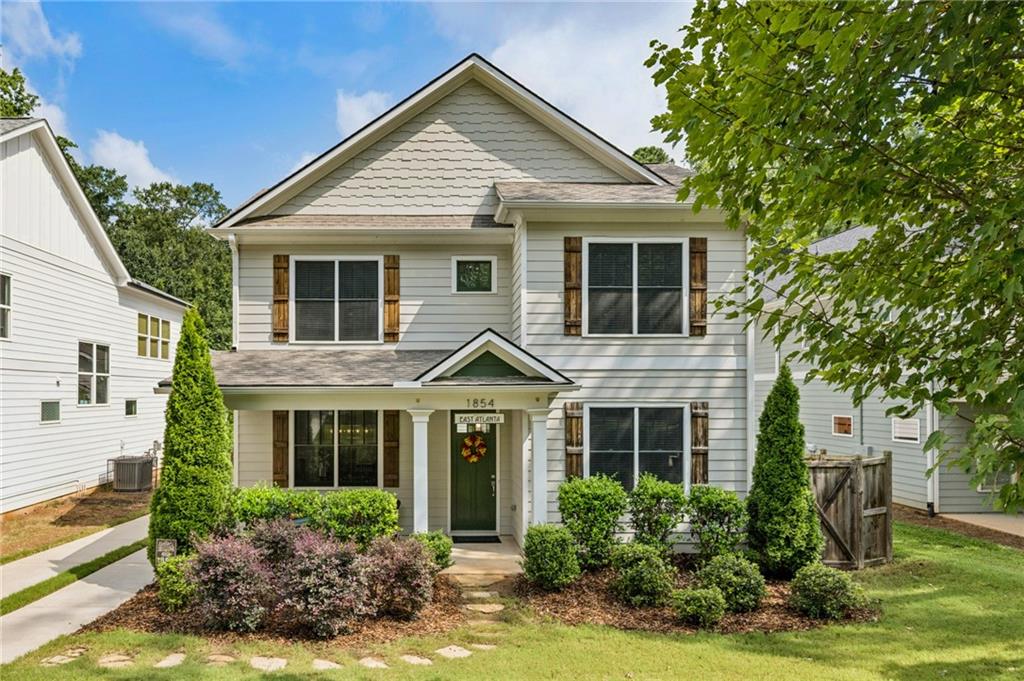 1854 Braeburn Circle SE
