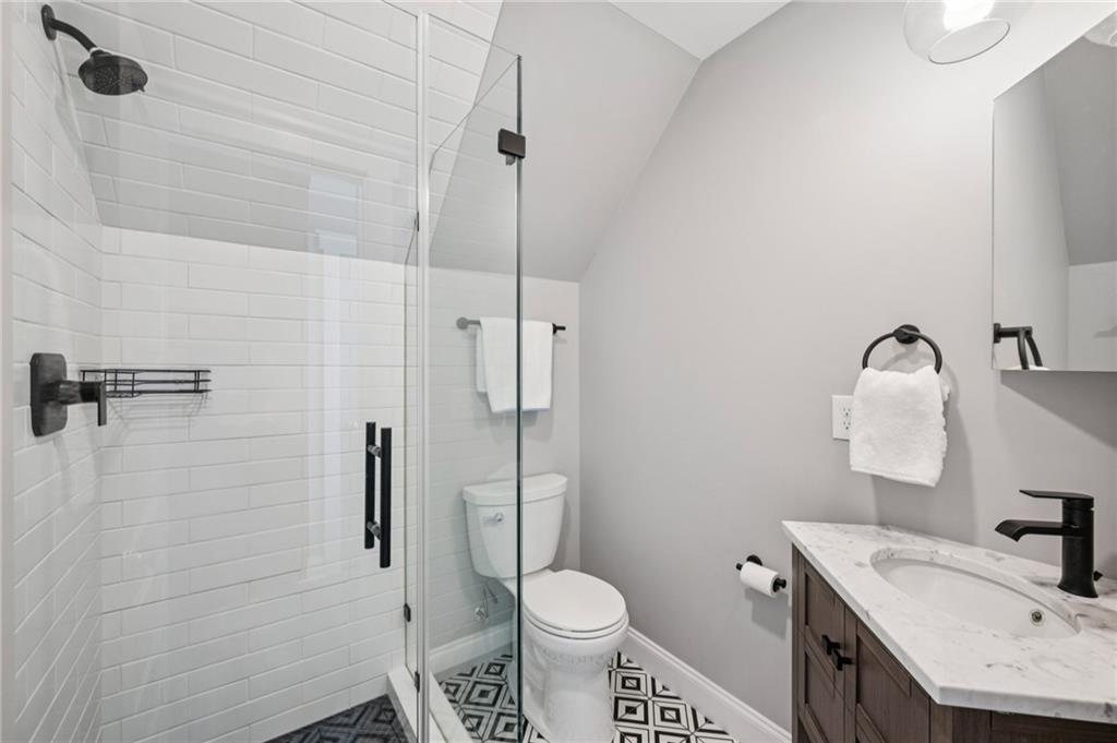 1854 Braeburn Circle SE