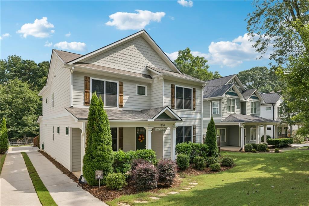 1854 Braeburn Circle SE