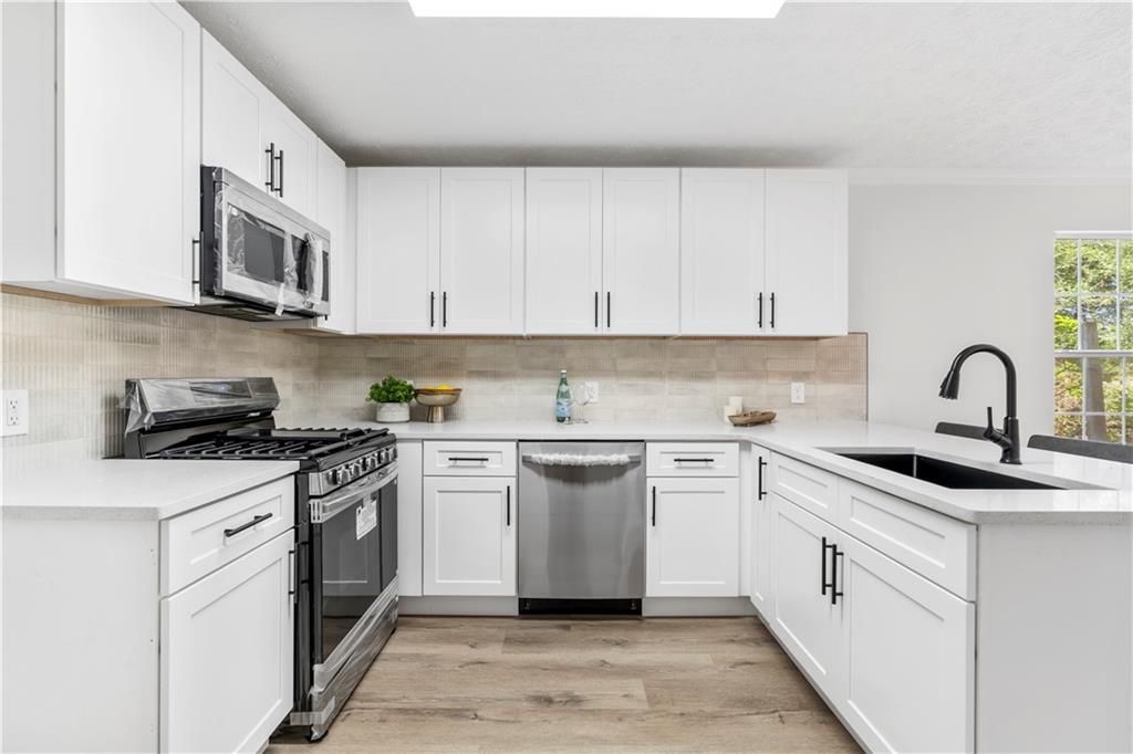 2881 Bridle Creek Drive SW