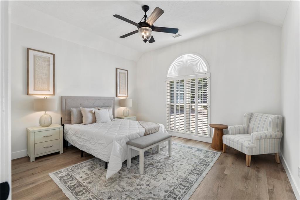 2881 Bridle Creek Drive SW