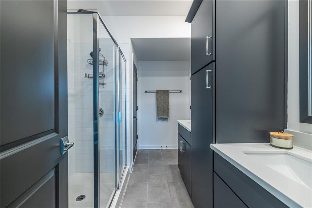 399 Pratt Drive Unit 910