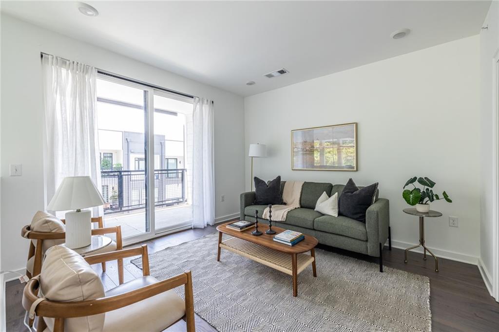 399 Pratt Drive Unit 910