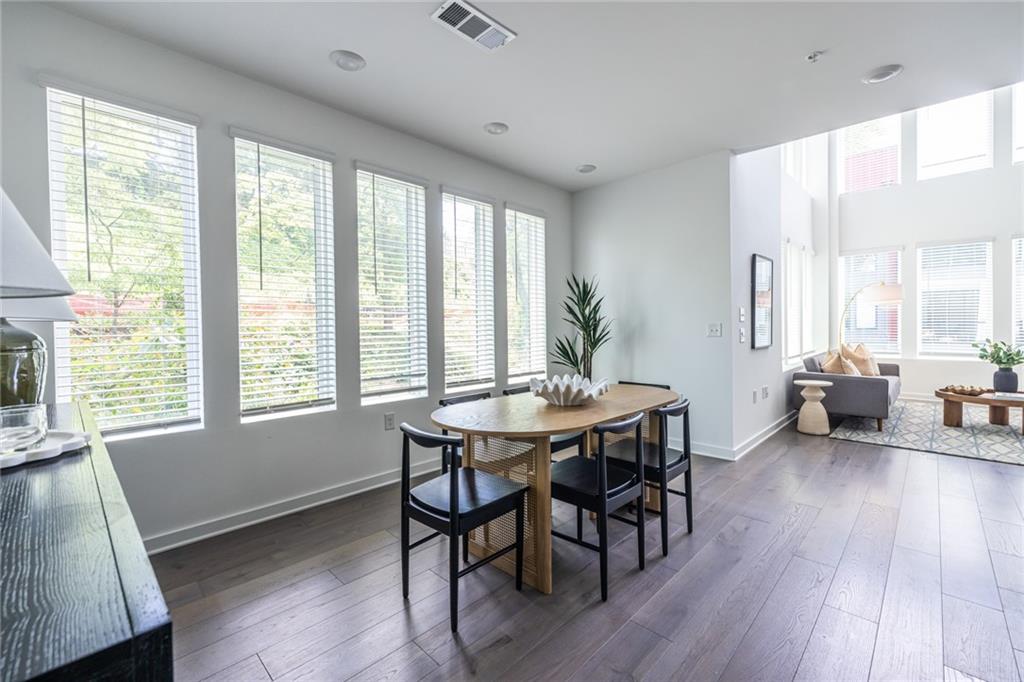 399 Pratt Drive Unit 910