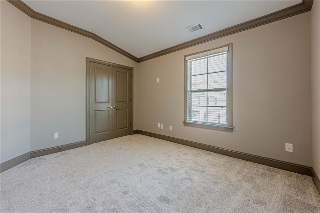 1435 Druid Manor Boulevard NE