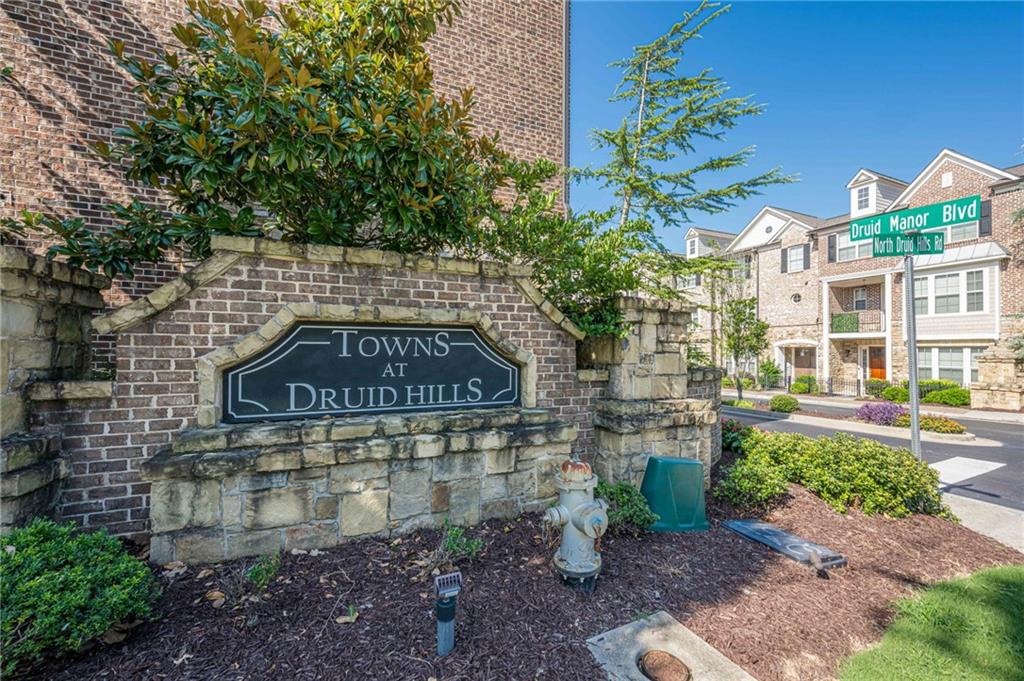 1435 Druid Manor Boulevard NE