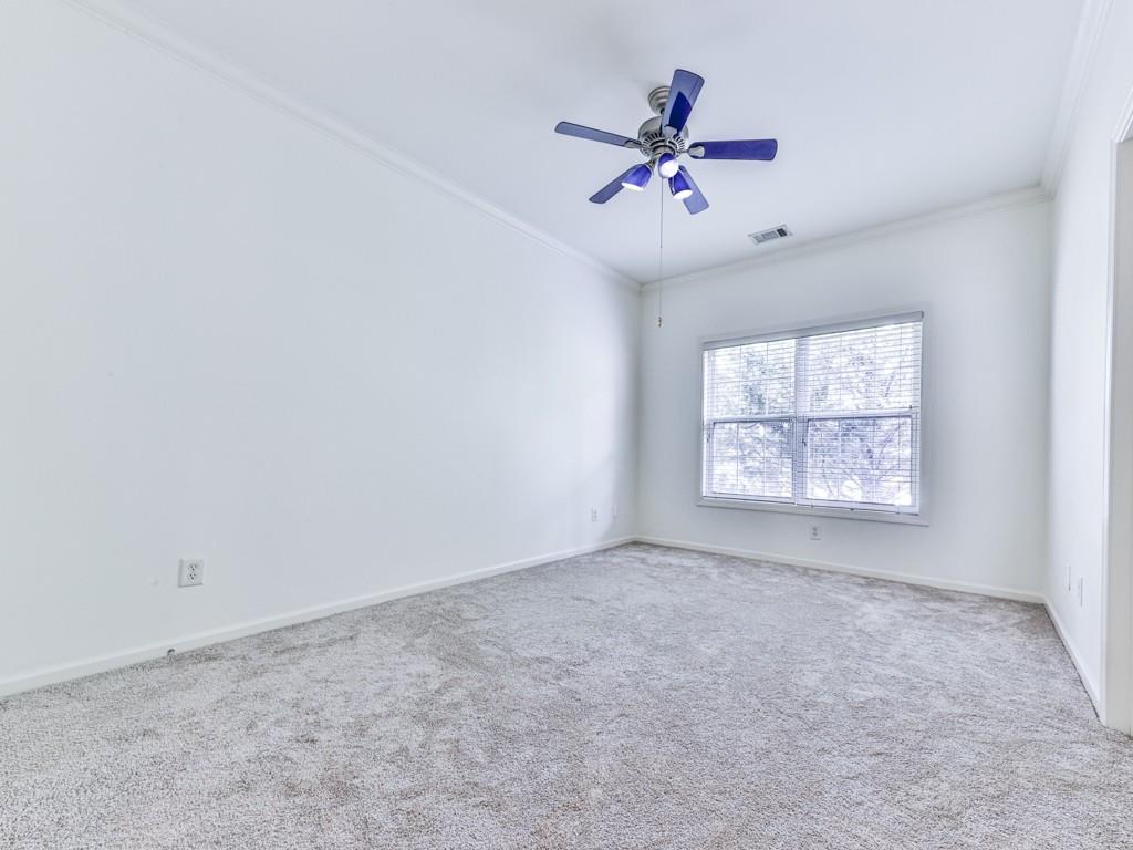 3425 Henderson Reserve