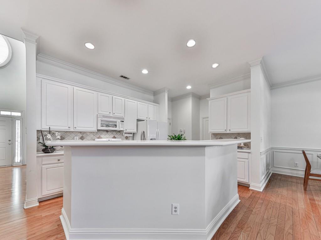 3425 Henderson Reserve