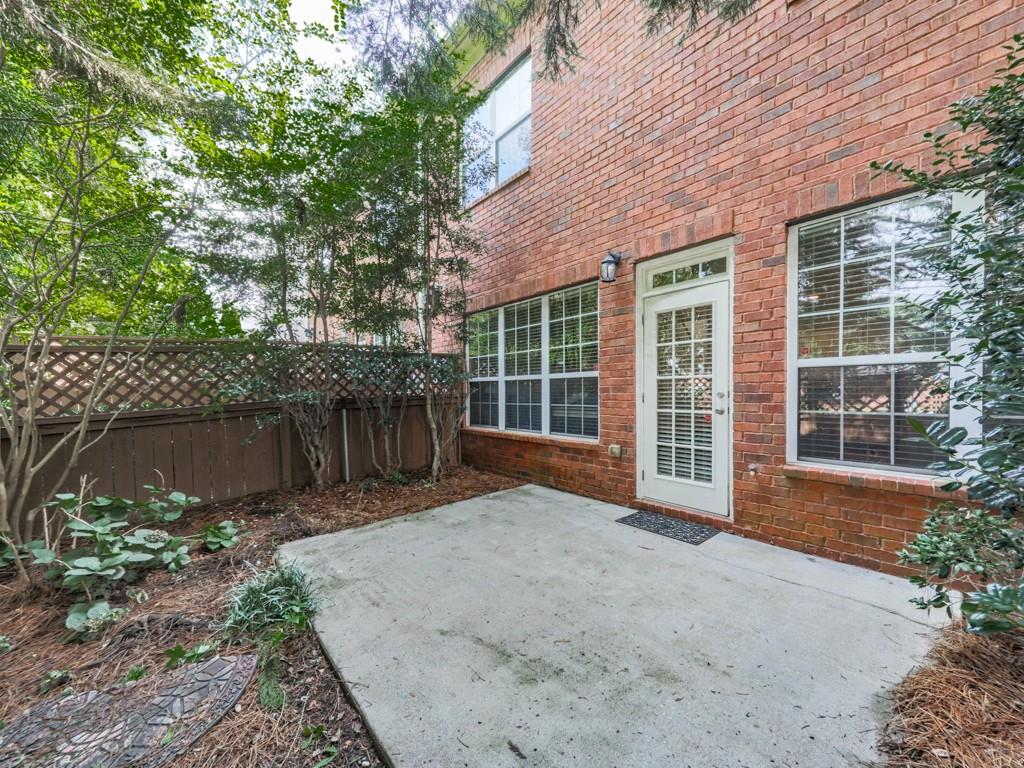 3425 Henderson Reserve