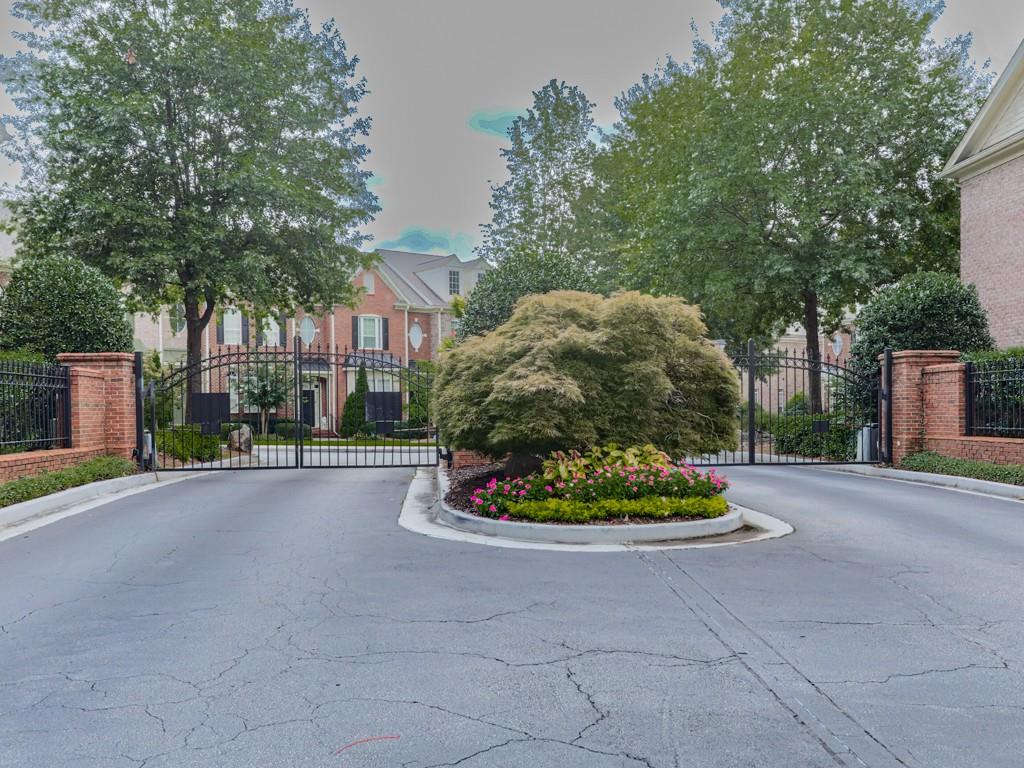 3425 Henderson Reserve