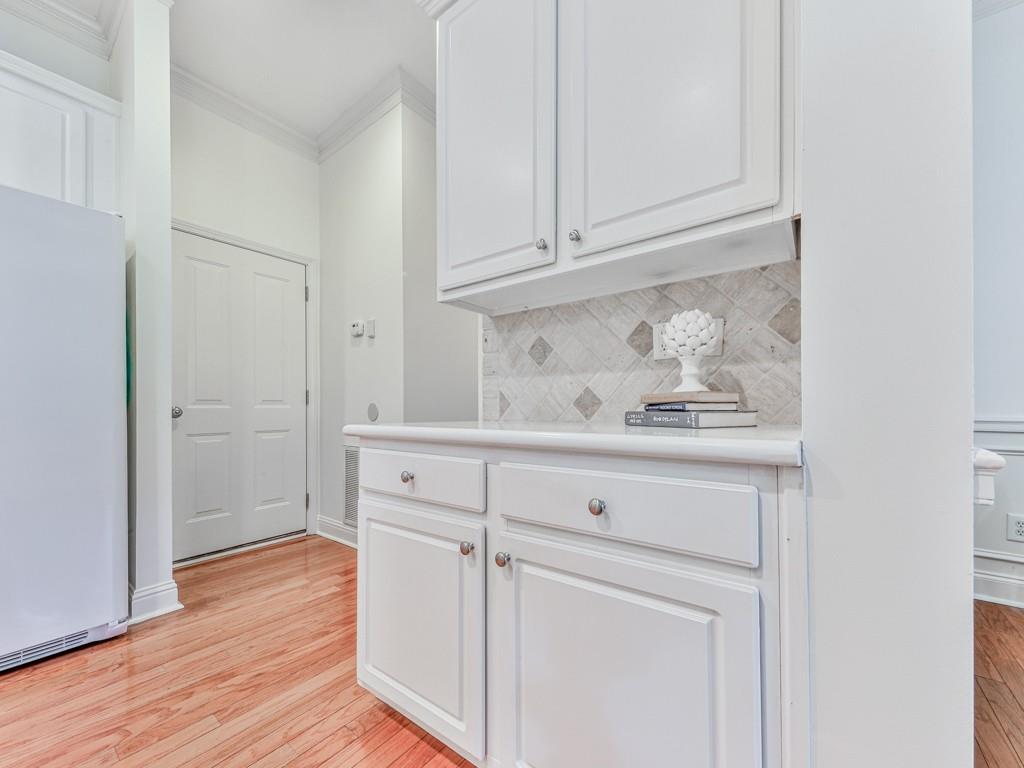 3425 Henderson Reserve