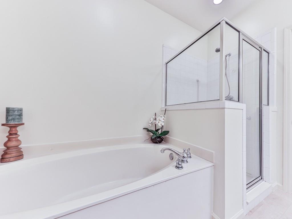 3425 Henderson Reserve