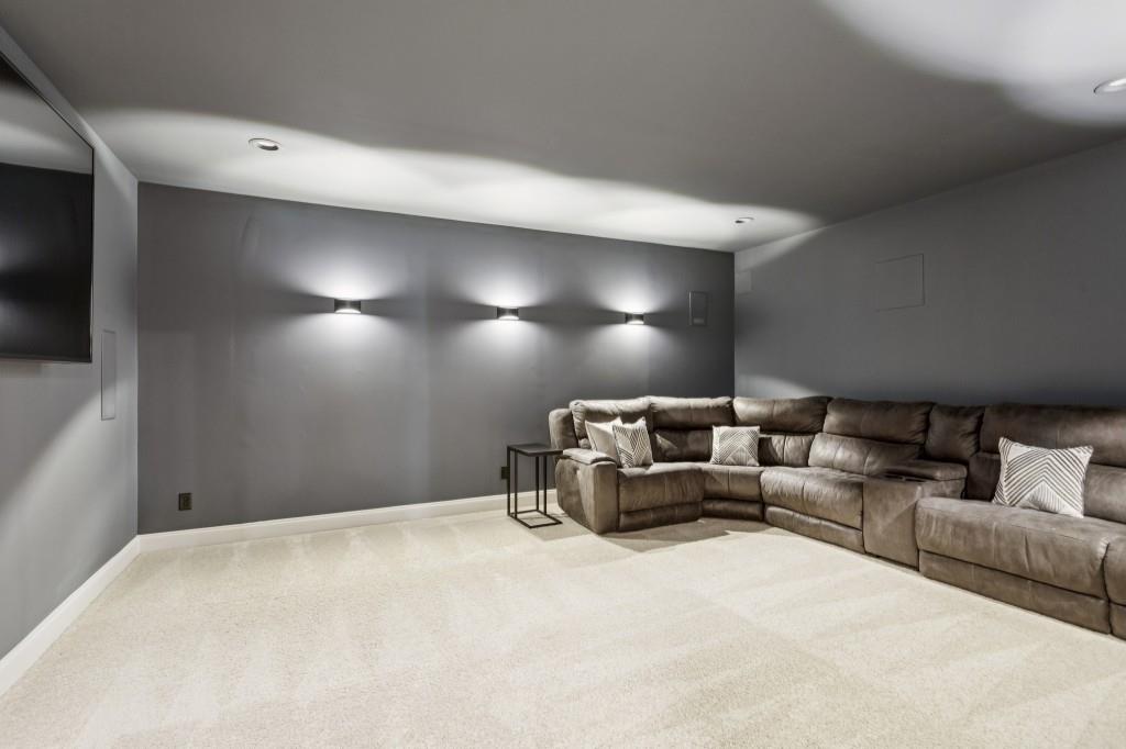 2618 Lulworth Lane