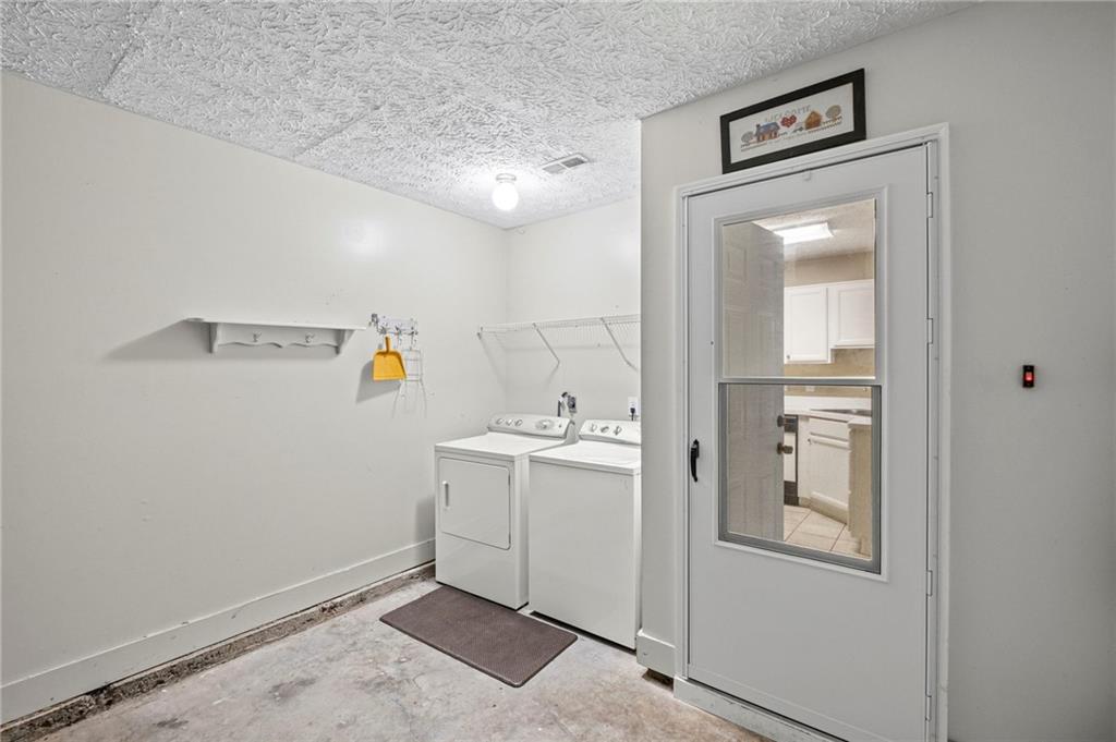 1085 Britley Park Lane