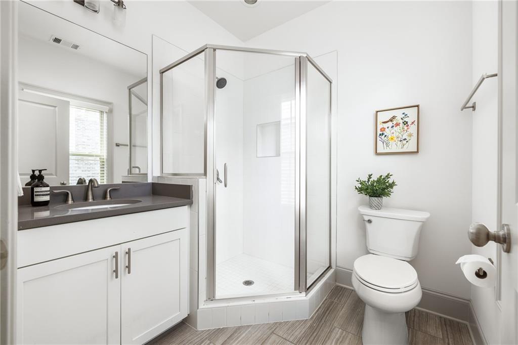 1210 Virginia Court Unit 5