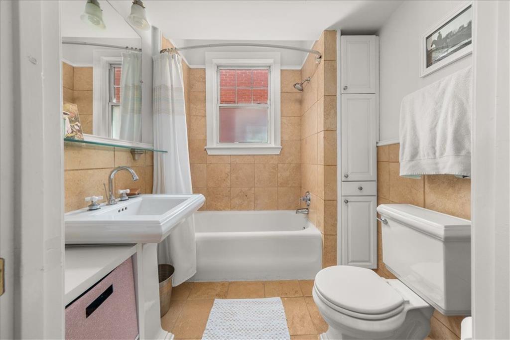 878 Briarcliff Road NE Unit B4