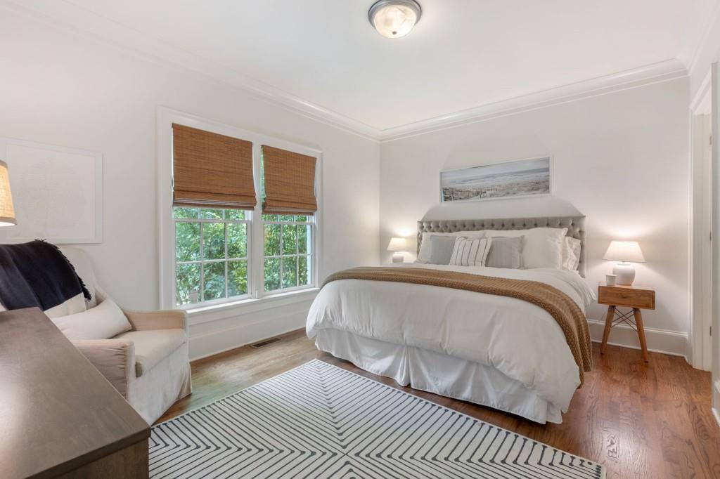 764 Burke Road NE