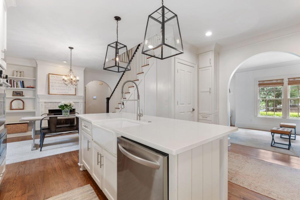 764 Burke Road NE