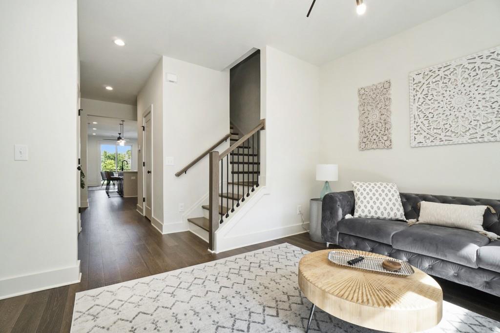 1350 May Avenue SE Unit 4