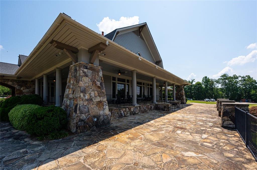 6863 LAKE STERLING Boulevard