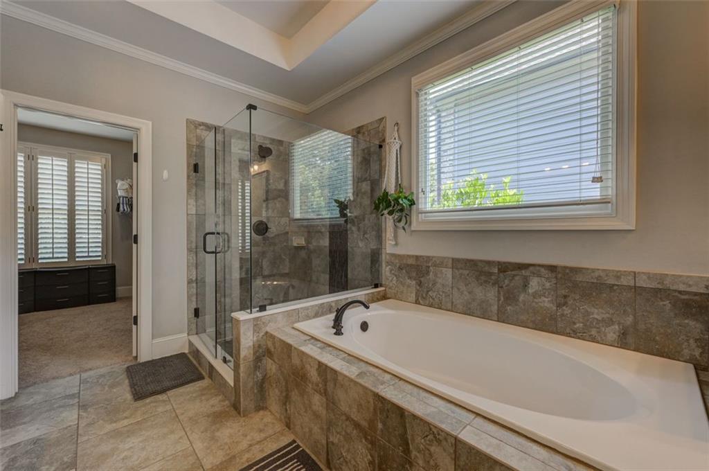 6863 LAKE STERLING Boulevard