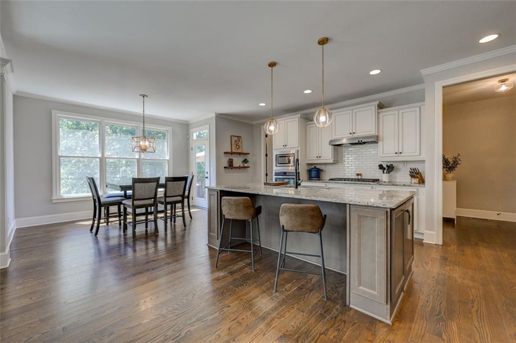 6863 LAKE STERLING Boulevard